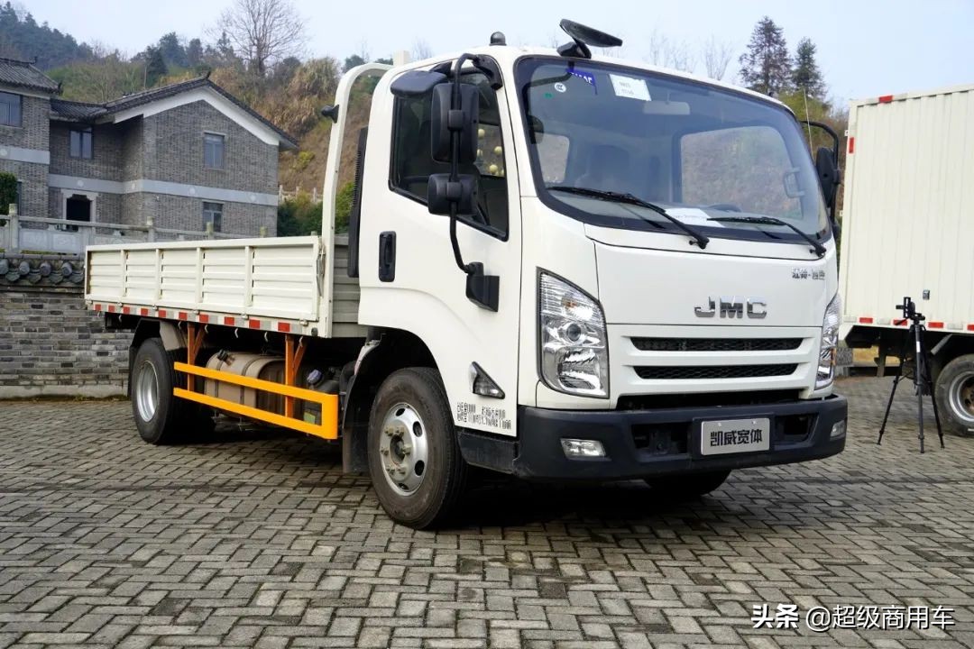 前悬只有一片板簧 装云内德威d25的江铃凯威_常州泰汇汽车销售服务