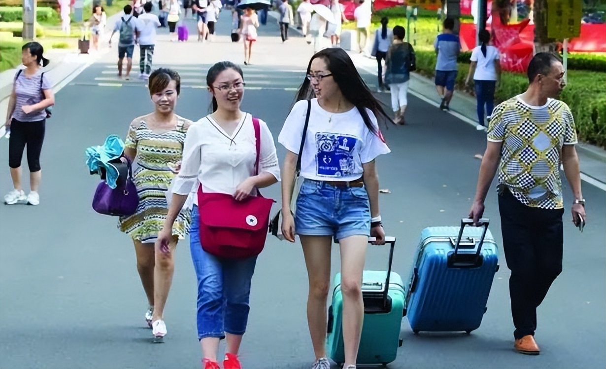 暑假倒计时！广东各大、中小学放假时间确定，家长们却闷闷不乐