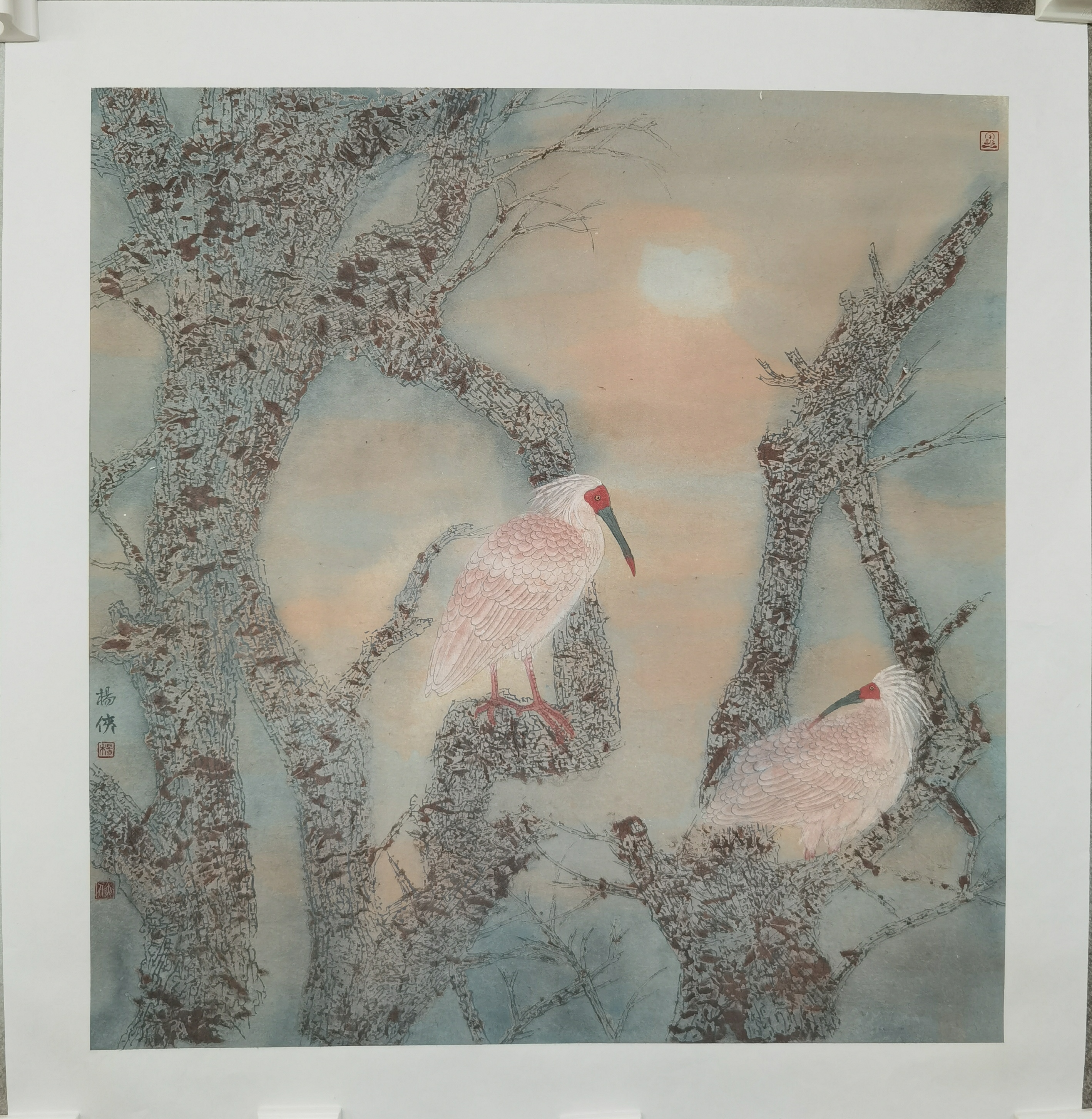 文明的审美思索、形象建构与灵魂守望—评杨侠的朱鹮系列绘画作品