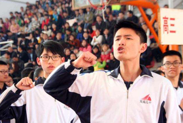 高三班主任吐露心声，985高校里很少有寒门学子，家庭环境很重要