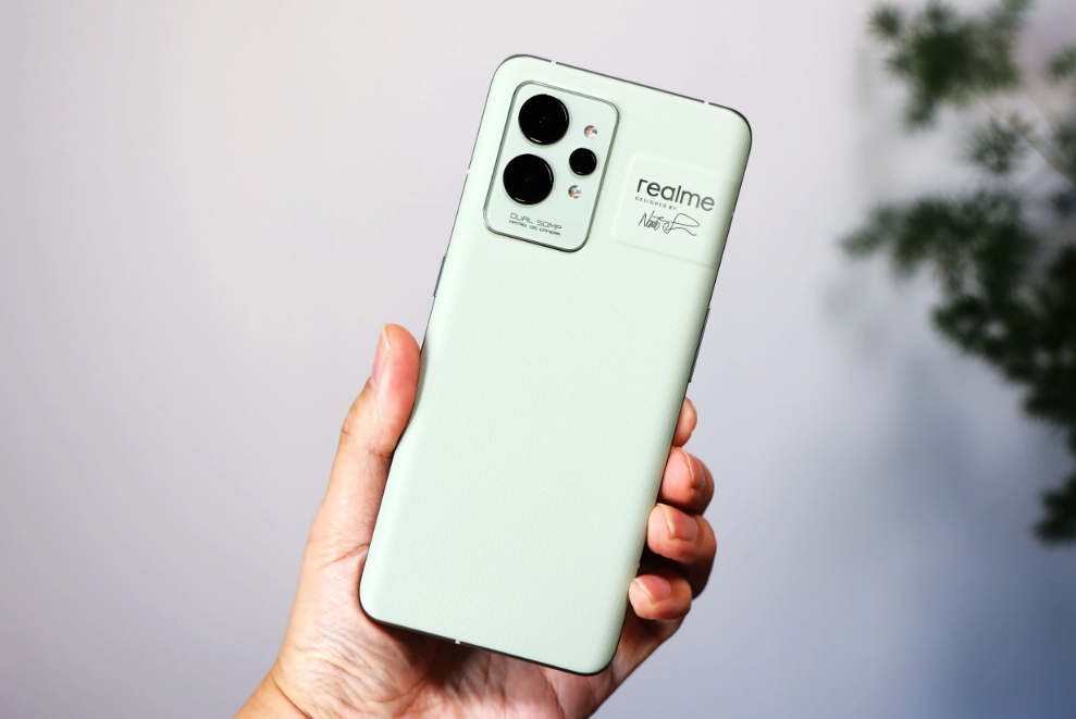 4款“直面屏手机”的天花板，零误触、性能强，闭眼买也不会错