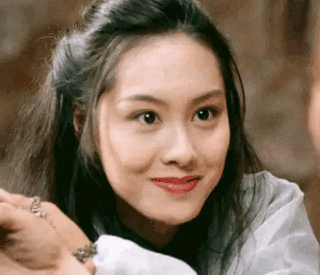 紫霞仙子眨眼真的好惊艳，看几遍都会觉得美