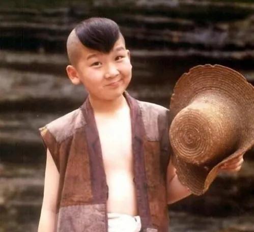 为什么越是年少出名的童星，在成年后越是难以出现代表作？