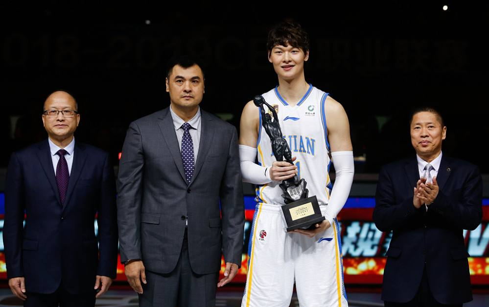 cba外援为什么不能得mvp(谁是CBA历史最差常规赛MVP？)