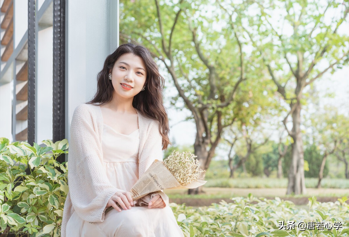 真正厉害的女人，不一定是最优秀的，而是掌握了顶尖的投资者思维