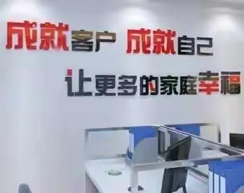 故事：女大学生当茶艺师后，也进了茶室暗门，警方乔装一网打尽