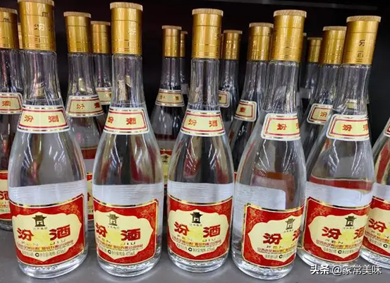 中國4大“光瓶白酒”，都是純糧釀造，好喝不貴，卻因太土被嫌棄