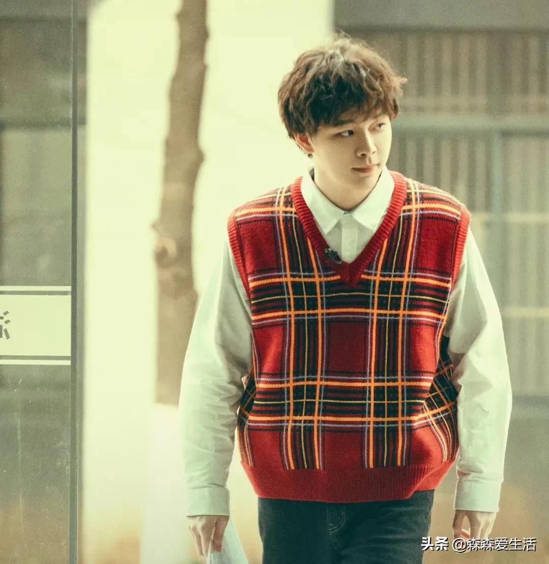 《初入职场的我们》8位实习生的简历，过来看看区别吧