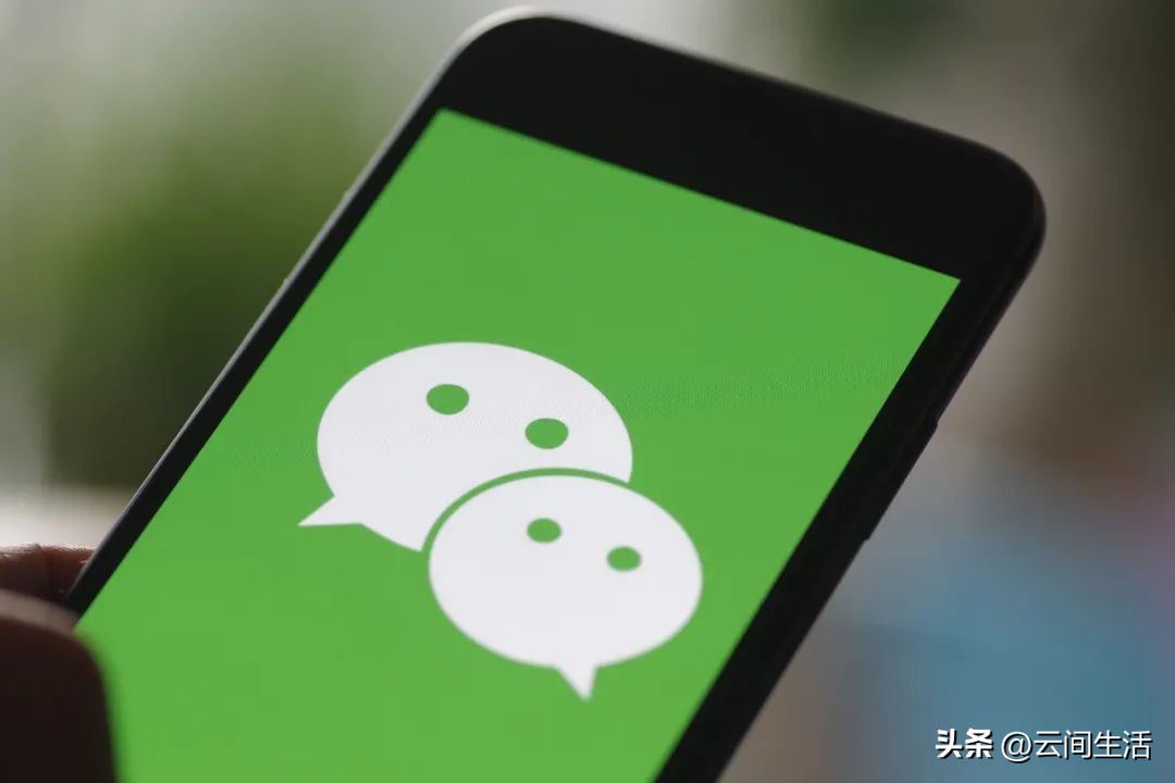 外国人吹爆中国无现金支付场面！几十万也可扫一扫，不想回国了