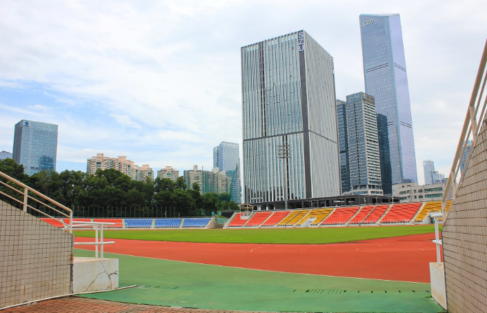 双一流结果公布不久，深圳大学就宣布换帅，曾担任上海交大副校长