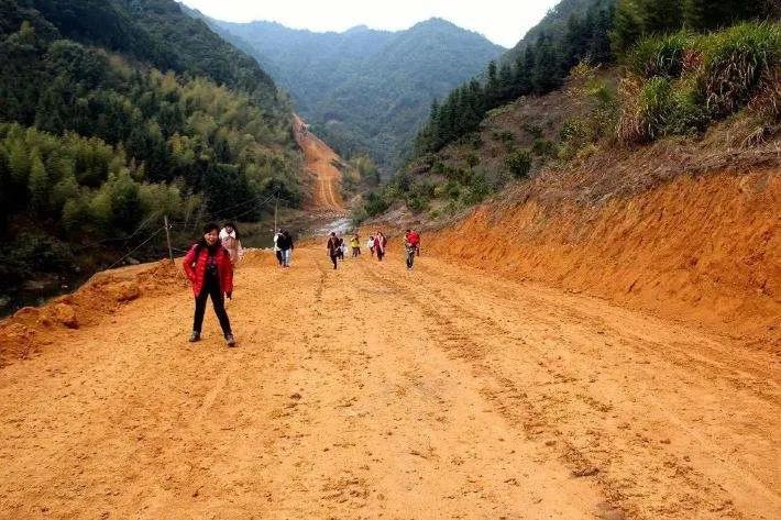 来自大山深处的呼唤！“俞老师”您在哪里？——我已经长大了