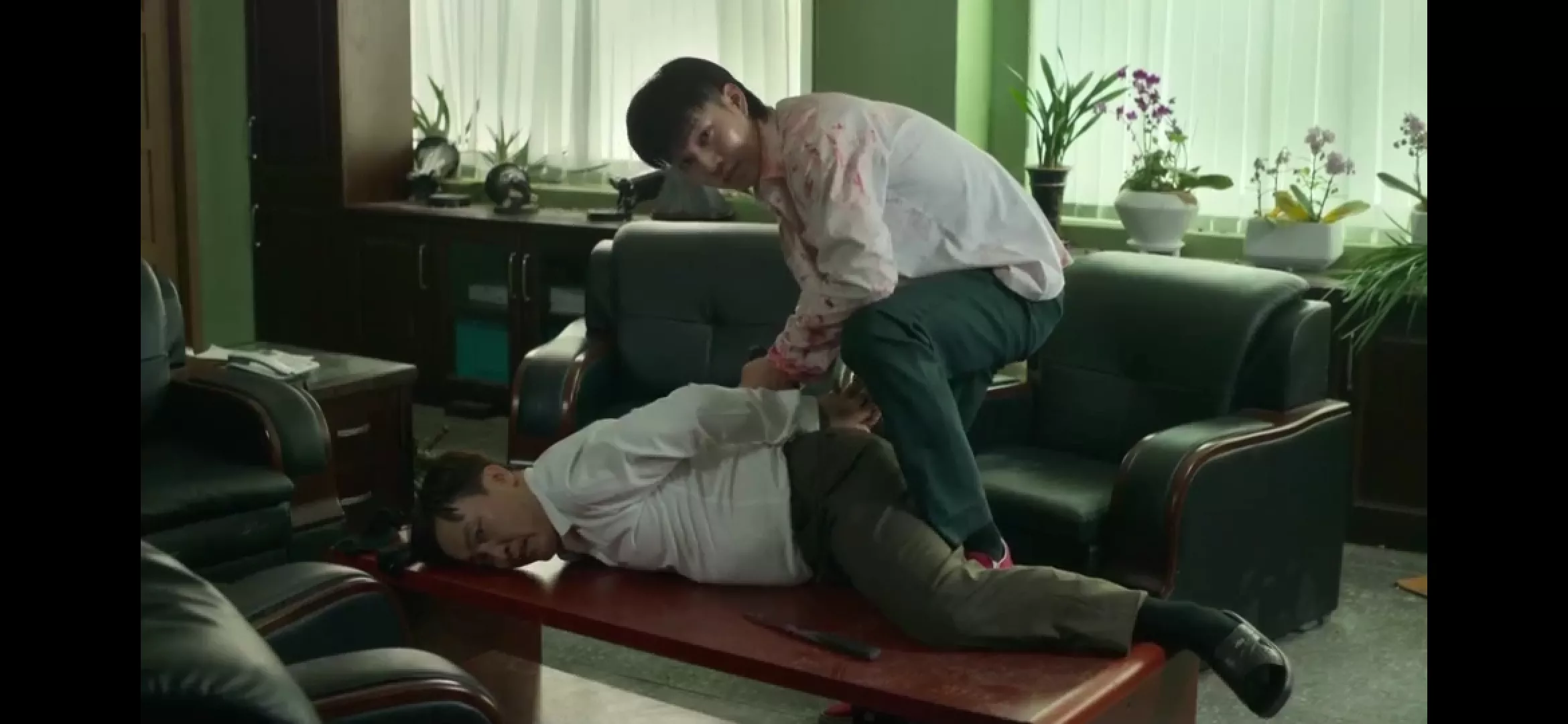 《僵尸校园》第四集：雪崩时没有哪一片雪花是无辜的