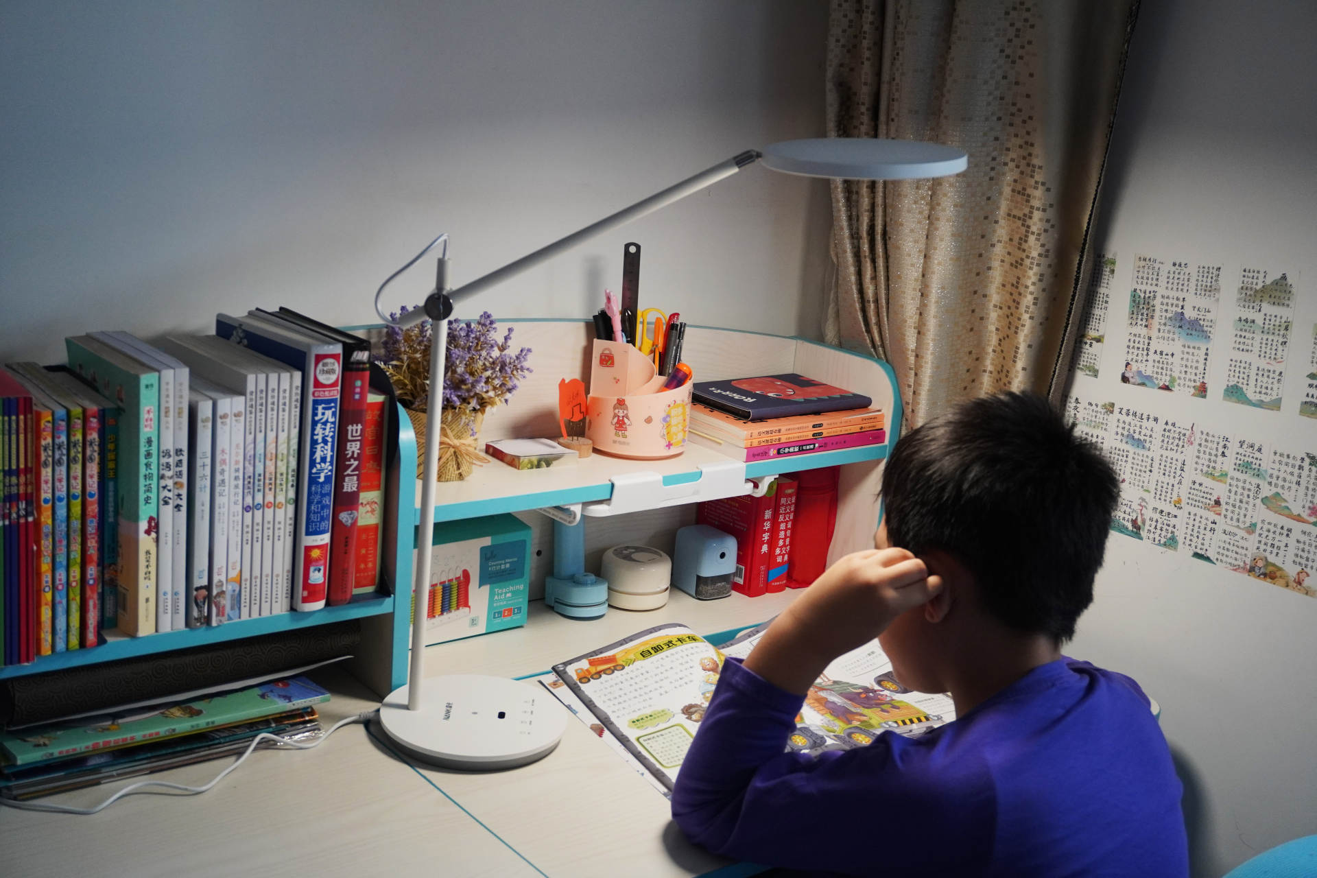 给孩子一个纯粹的学习灯！南卡新品L1学习灯体验