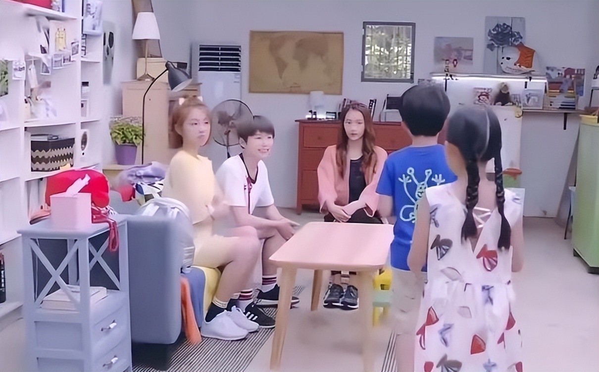 中国导演们！求求你们学学《幸福到万家》导演郑晓龙怎么拍穷人吧