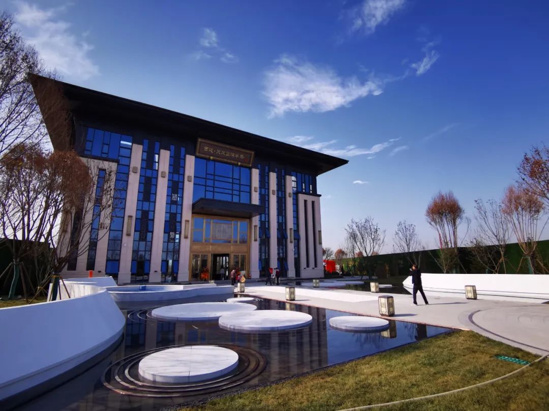 太上头了!这应该是5年内运城售楼部的天花板