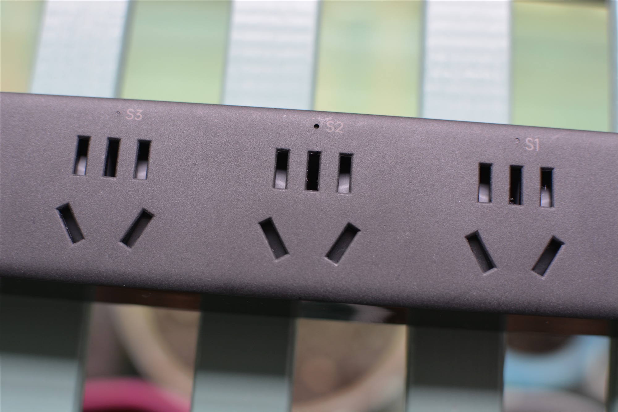 通过手机远程打开家中电脑、还能查看编辑工作文档？你试过没？