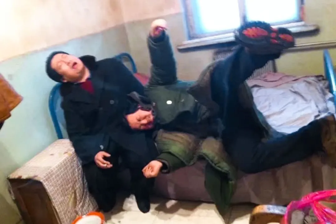 做最辛苦的北漂,住地下室10年,他终于被权威认可