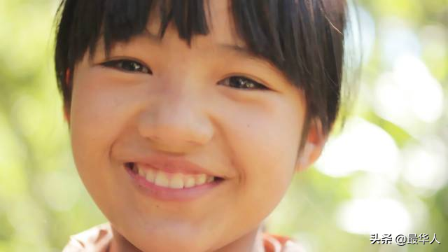 变形计主角今昔对比：最美农村女孩，被城市妈妈宠成公主