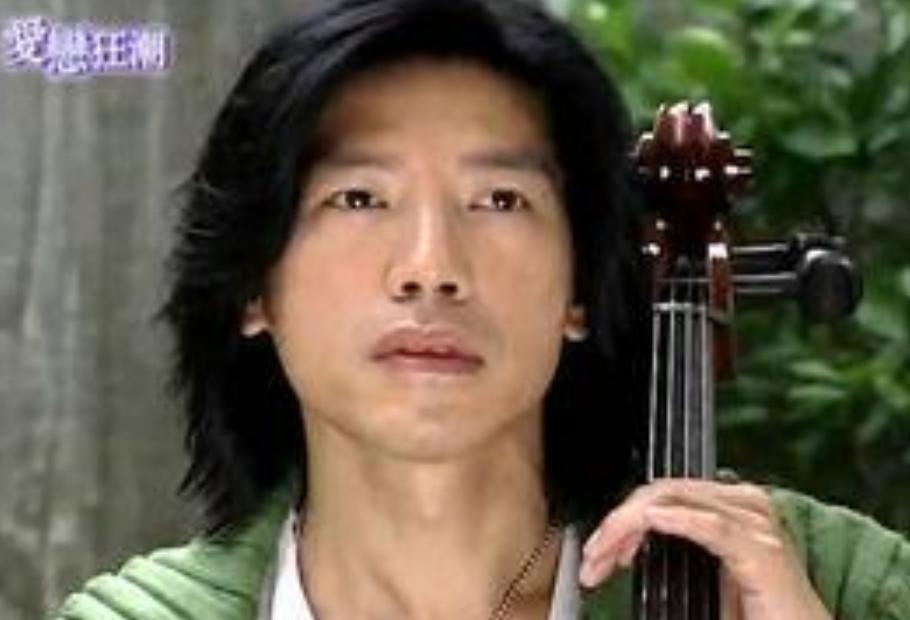 “自带悲剧脸”的8位男星，五官凑在一起，演什么都很丧，怎么救