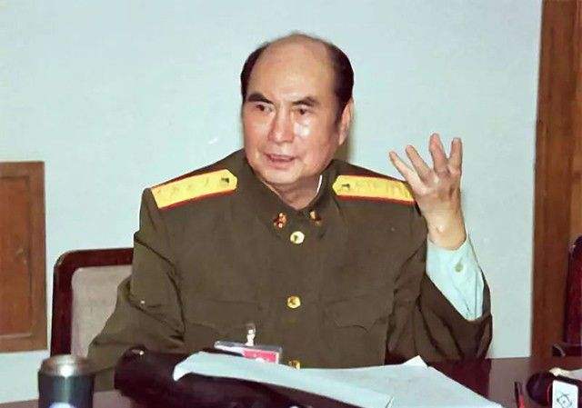 1999年中国大使馆被炸，3名同胞牺牲，中央：做好打仗的准备
