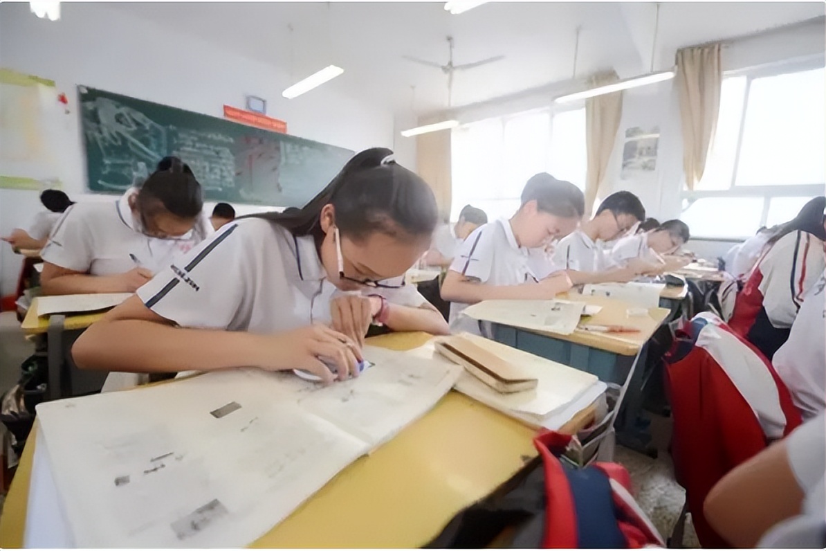 定了，内蒙古2022高考时间确定，本科层次一共设置７个不同批次