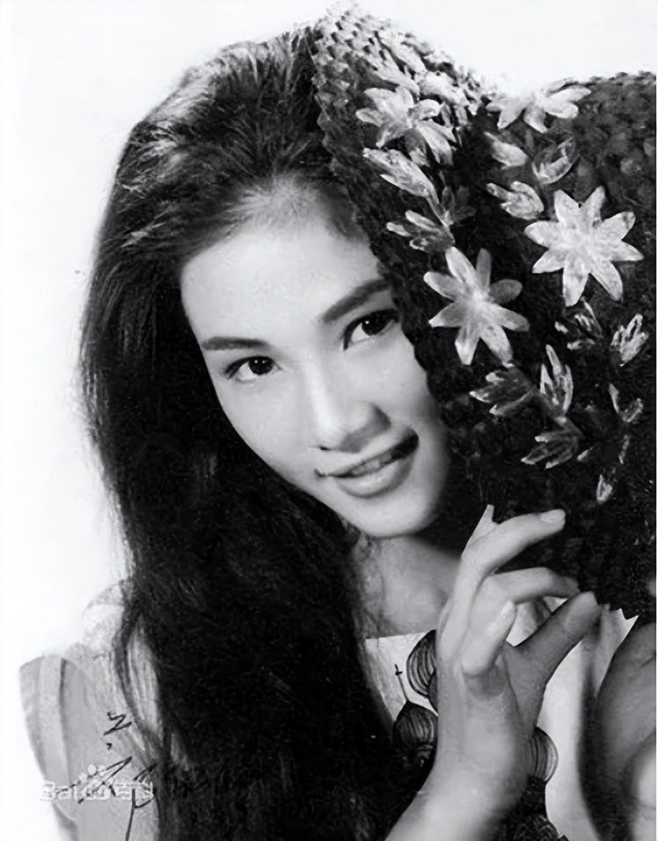 14位贤良的“妈妈专业户”女星，年轻时个顶个是美人坯子