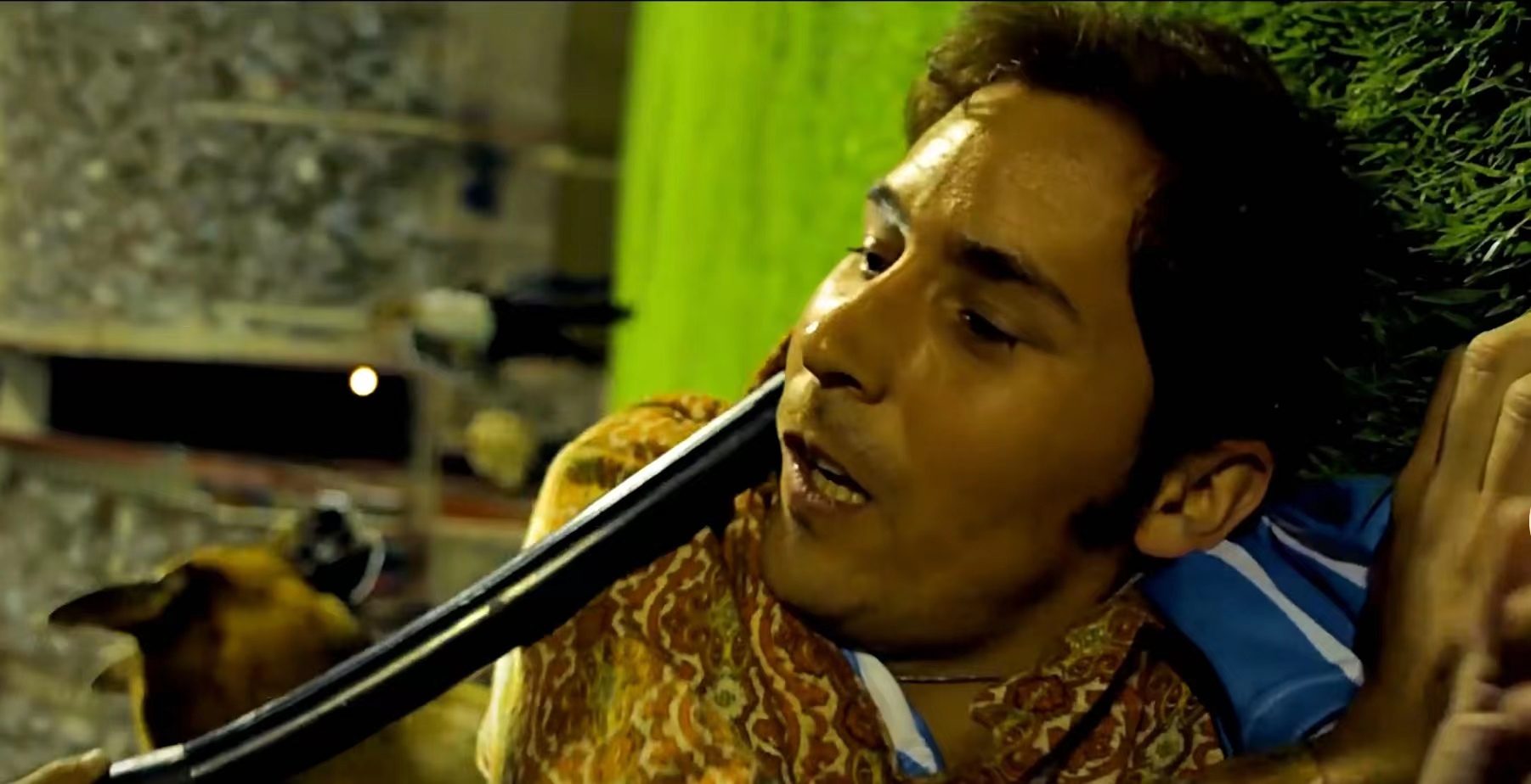 《谜一样的双眼》：与杀妻凶手无交流一起生活了25年，男子：复仇