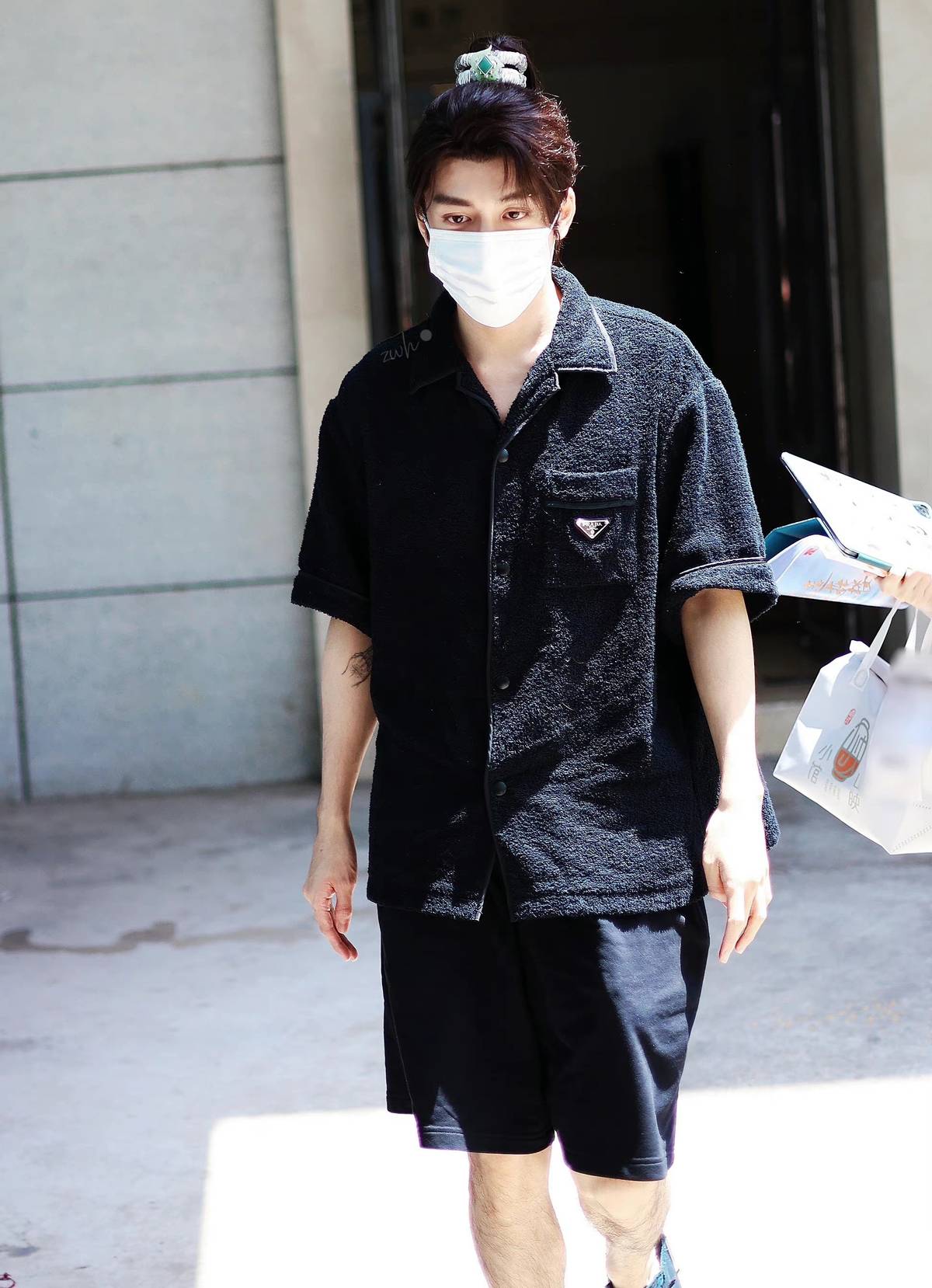 曾舜晞在小号里写日记，字字发自内心，网友：宝藏男孩