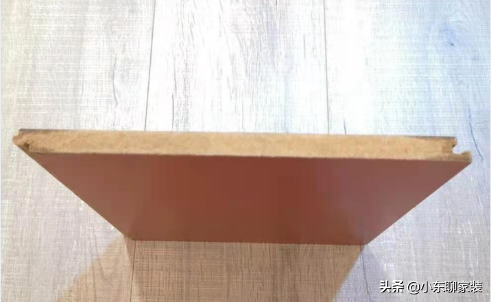 木地板选购攻略，不同种类的地板有啥区别？对比三点，不交智商税