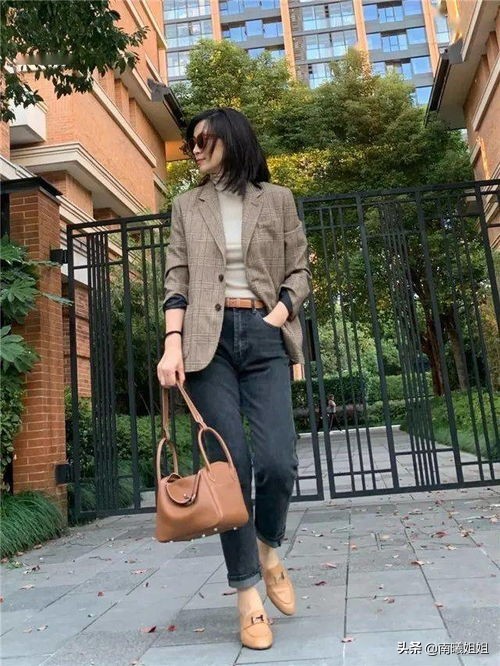 人到中年身材走样，穿裤子该“紧”还是该“松”？看完你就懂了