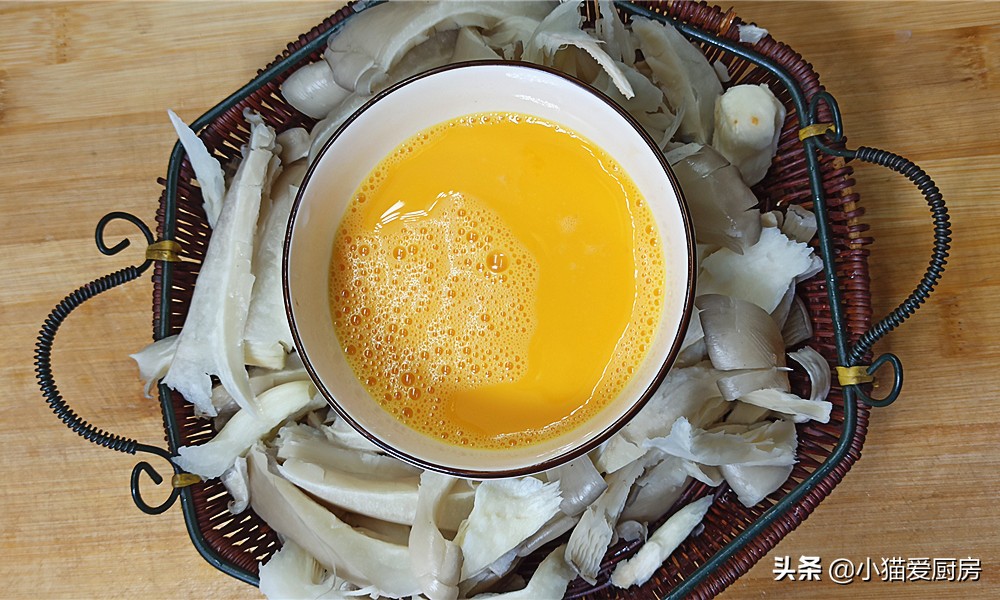 图片[5]-【鸡蛋炒平菇】做法步骤图 味道十分鲜美好吃-起舞食谱网