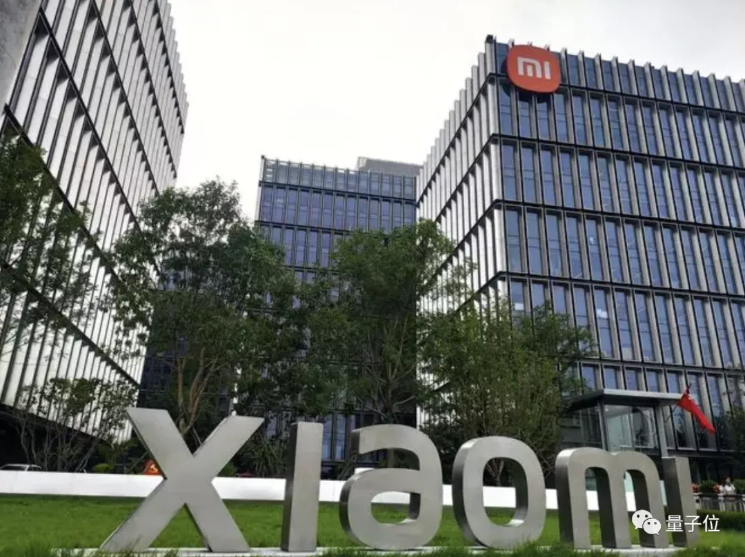 人刚毕业,在小米造狗没有KPI,雷军奖励100万美金