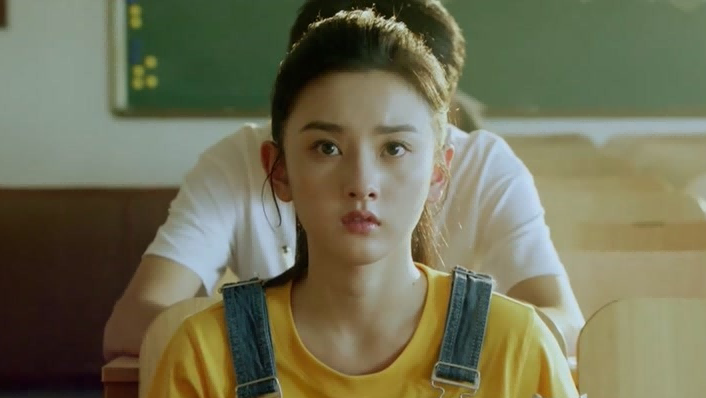 同样是演学生，把张柏芝、赵丽颖和吴倩放在一起，美得各有千秋