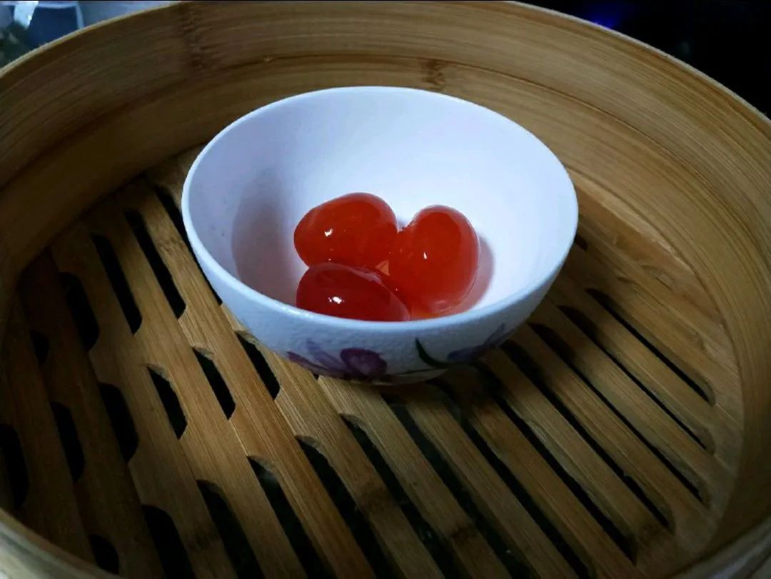 三步咸鸭蛋！沙子里出油还不咸，半个月就可以吃了。