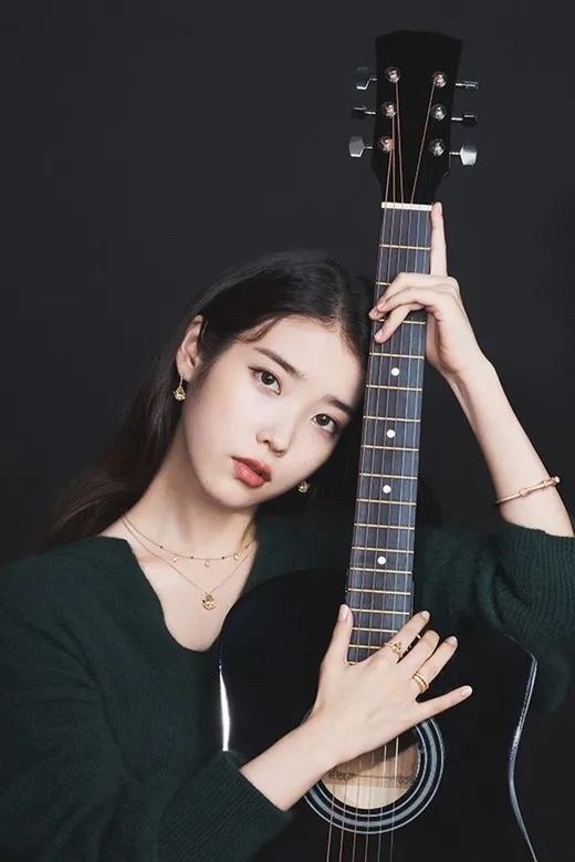 林允儿 泫雅 IU 郑容和 NANA 雪炫 LISA 玄彬 金泰妍 秀智 李光洙 V 车银优等