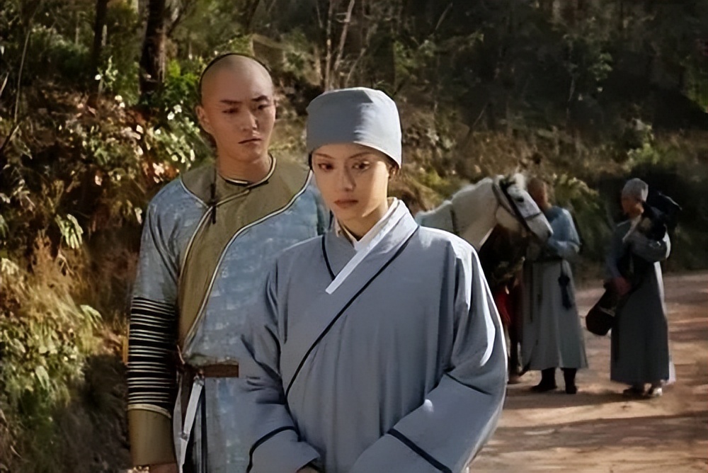 甄嬛传：太后早就发现双生子破绽，为什么不揭穿？真不愧是老狐狸