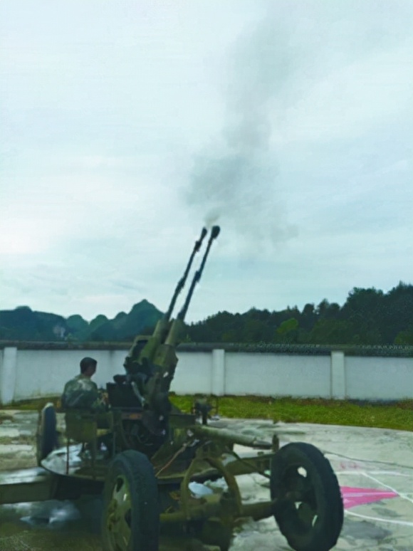 只有中国能够提前警告外星舰队的入侵——FAST能和外星人联系上吗