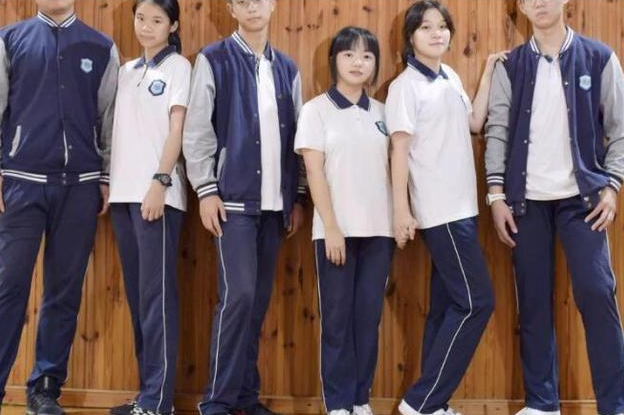 为啥普通学校校服是裤子，贵族学校却是裙子，这其中差在哪了？