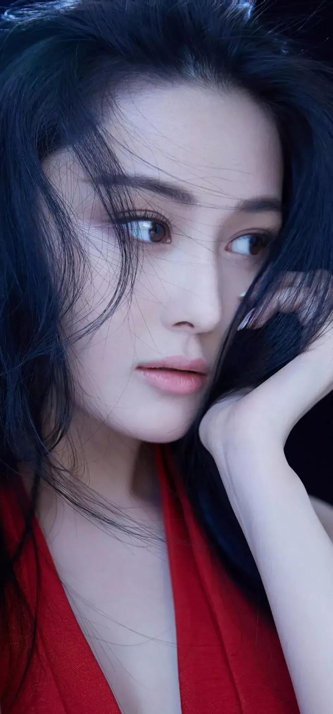 请欣赏20位女明星清纯唯美的高清美照