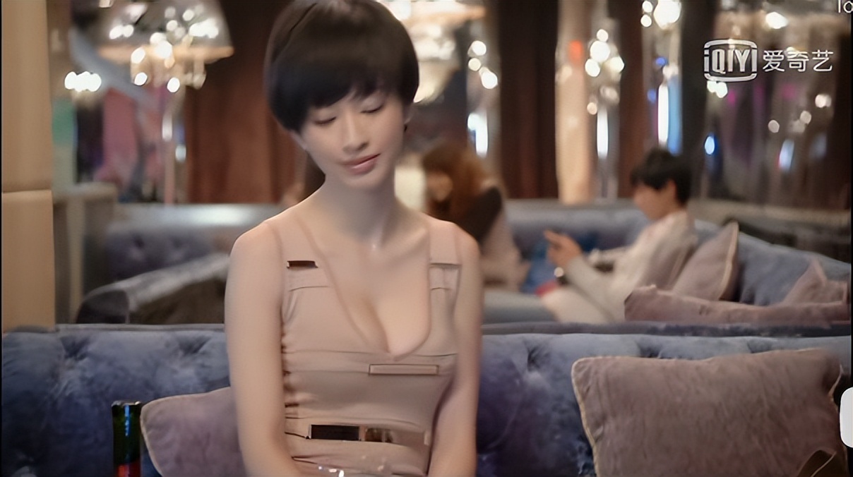 “宝女郎”张俪：被称渣男回收站，36岁仍未婚，成名路上有眼泪