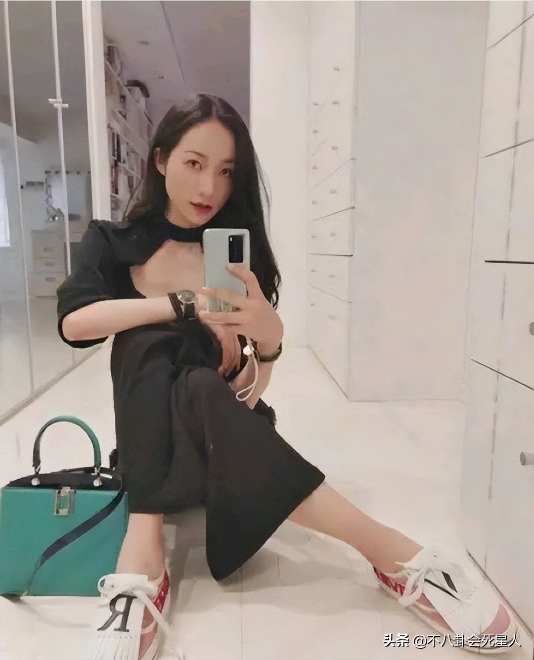 红得快，糊得也快，这8位“风光不再”的女星，实在太可惜