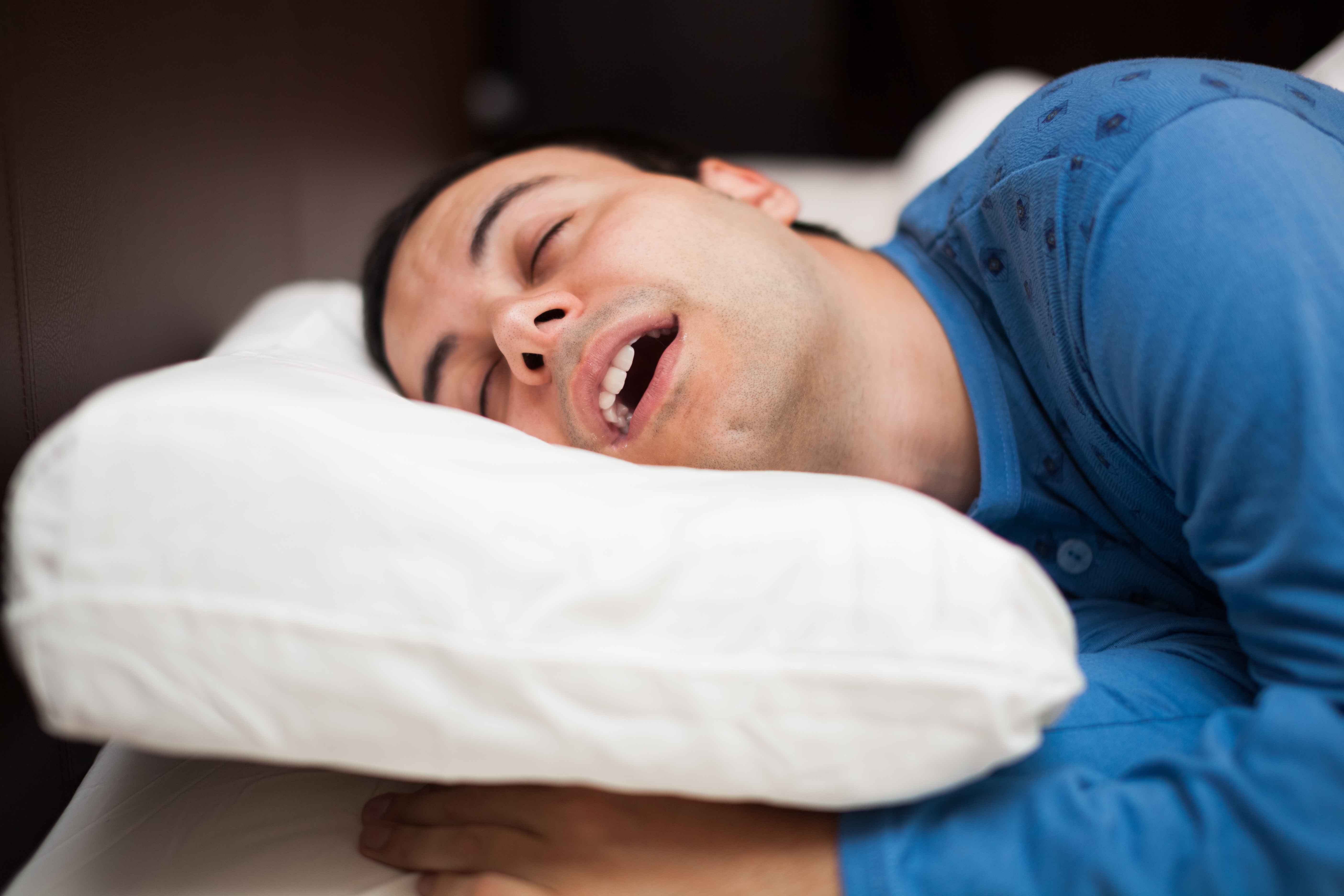 睡觉经常流口水，或是这5个因素诱发的，需及时检查，避免加重