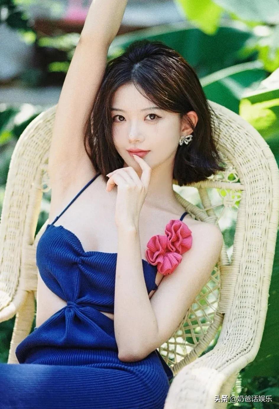 百万粉女网红晒素颜照，粉丝承受万分暴击，直呼“仿佛换了个头”