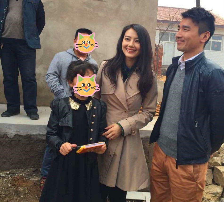 女星嫁“小老公”，被嘲像母子、婆婆公开嫌弃，后悔曾经的选择吗