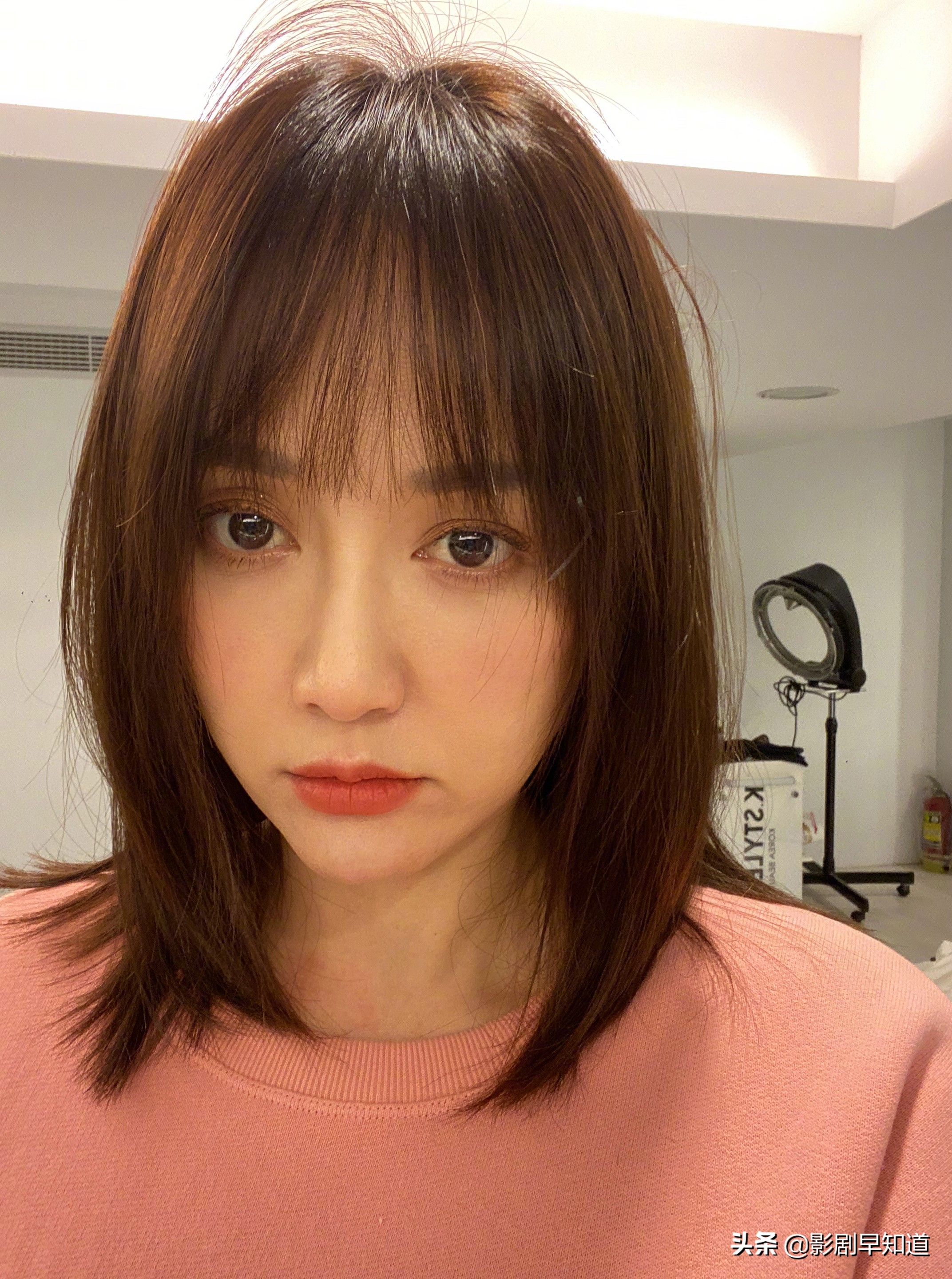 三部电视剧同天上线，上星剧中规中矩，张新成邓家佳新剧备受瞩目