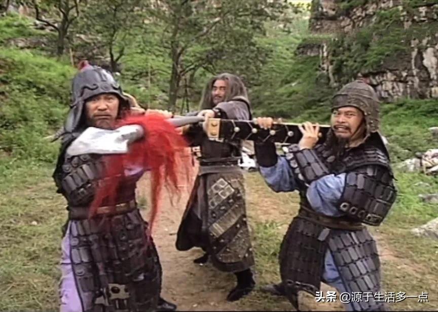 碧血青天杨家将：混搭杨家将、包青天两大北宋IP，乱七八糟的好看