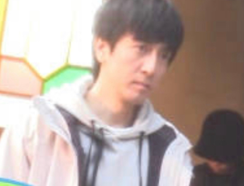 鹅厂新剧招商海报曝光！修图师集体掉线，肖战、李沁直接脸变形