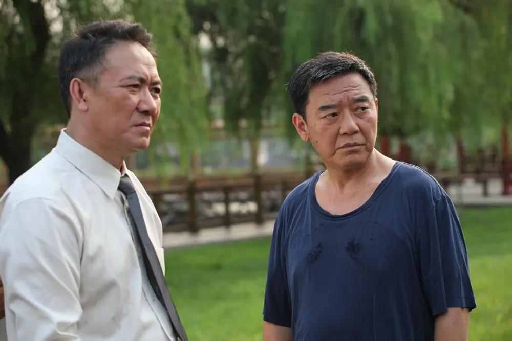 演员李立群，娶大学教授为妻，相伴一生无绯闻