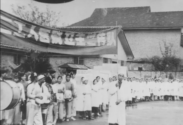 成都市三甲医院名单和医院史老照片(2021年版)