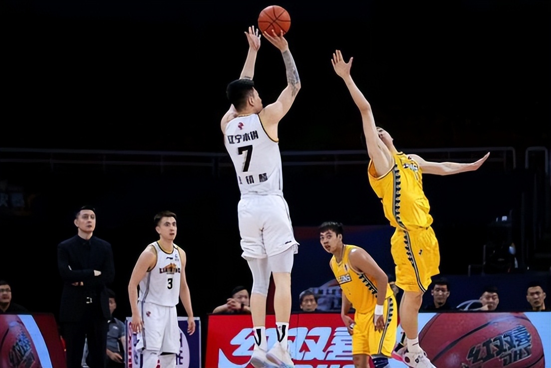 nba有哪些年轻有潜力的前锋(两位中国年轻前锋冲击NBA，篮网和火箭应该考虑一下)